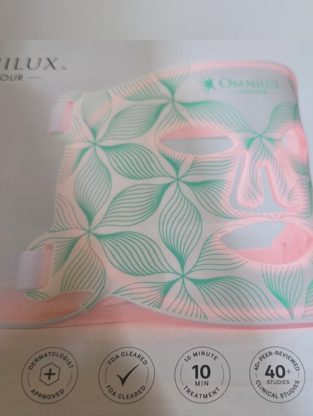 OMNILUX Contour FACE - LED Light Therapy Mask - NEW